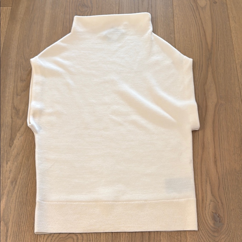 Club Monaco Cream Sleeveless Top